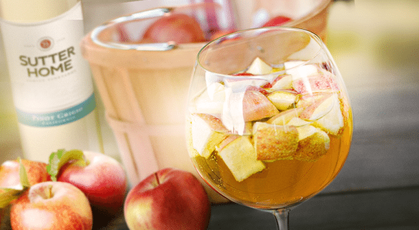 Honeycrisp Apple Sangria