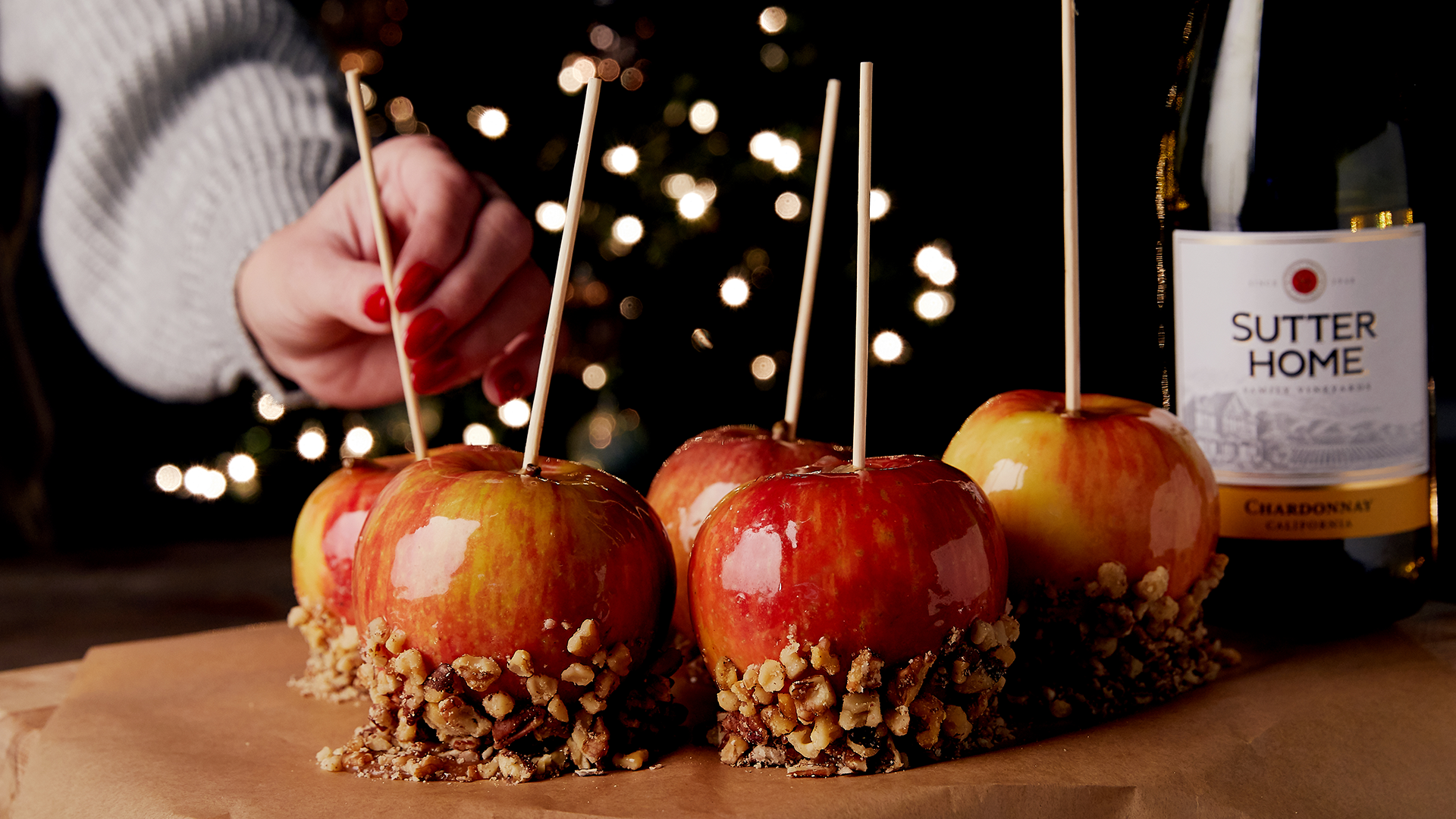 Try Our Wine Caramel Apples Recipe with Sutter Home Chardonnay for a Winning Combo