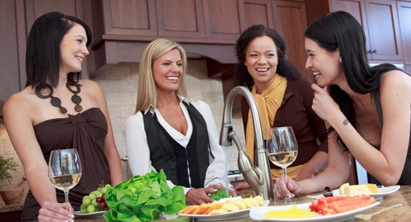 Entertainment Tip: Bond Girl