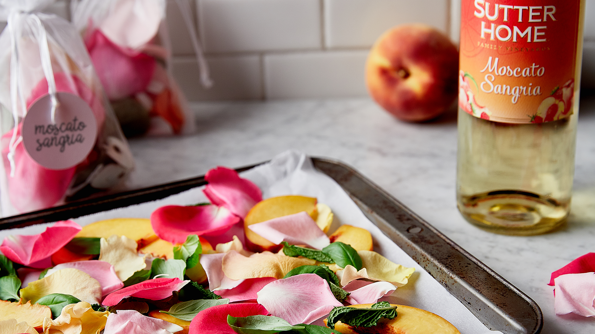 Make Peachy DIY Wine Tasting Notes Potpourri While Sipping on Sutter Home Moscato Sangria