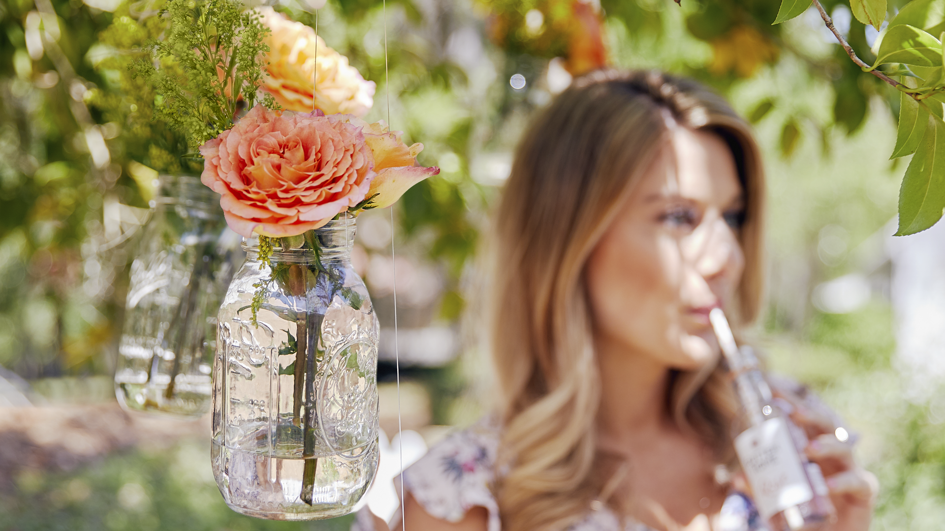 We’re Adding Splashes of Color to Our Backyards with These DIY Hanging Flower Vases​