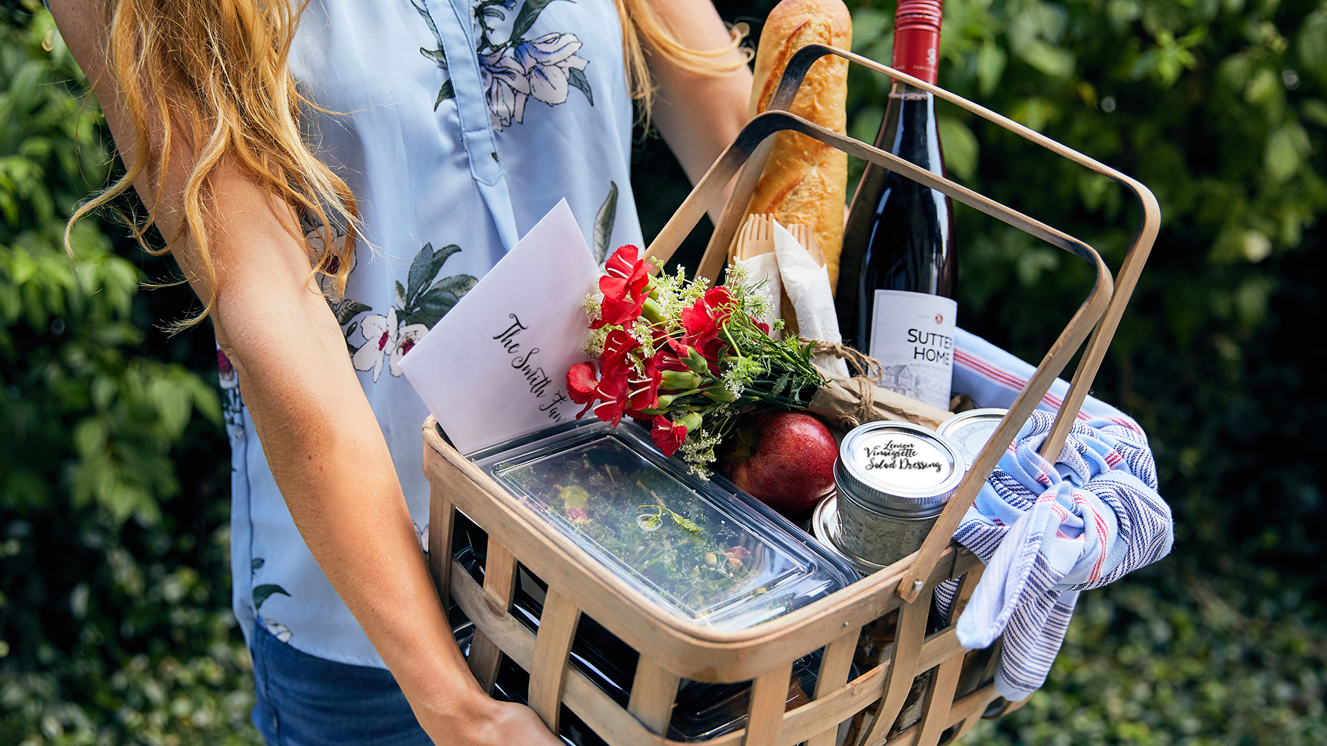 Happiness Is Homemade When You Give the Gift of a Sutter Home Picnic Basket​
