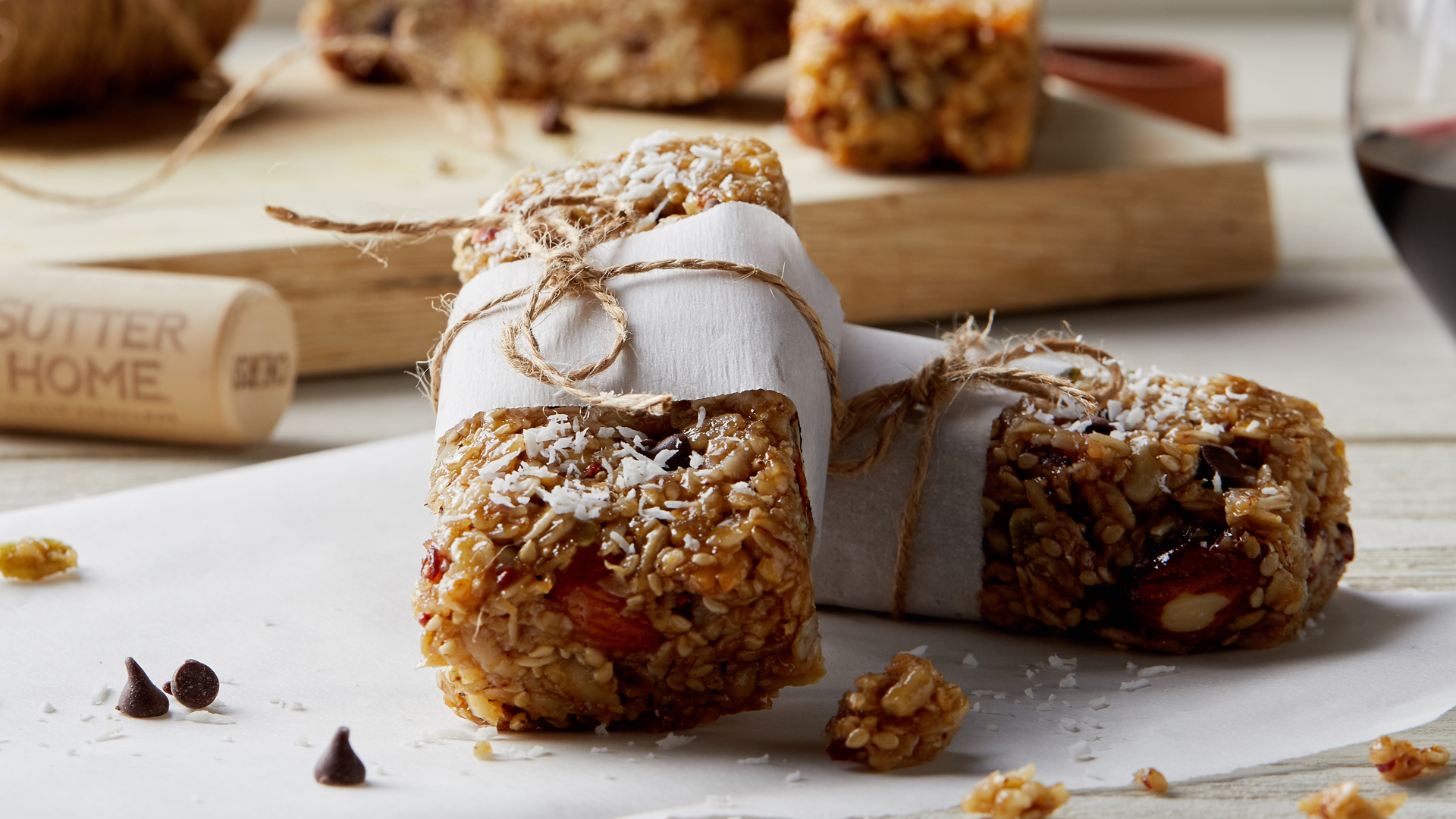Raise the Bar on Snack Time with Our Incredibly Crunchy, Gooey Chocolate Chip Granola Bars